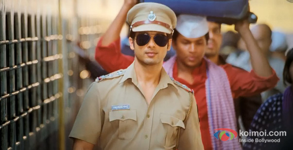 Shahid Kapoor in Phata Poster Nikhla Hero