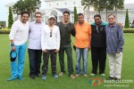 Krishna, Ramesh S. Taurani And Akshay Kumar On the sets of Entertainment
