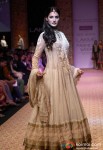Nargis Fakhri In A Desi Avatar At LFW 2013 Pic 1