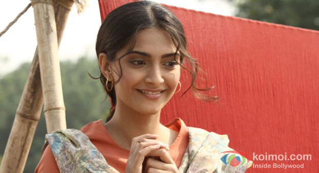 Sonam Kapoor in Bhaag Milkha Bhaag Movie Stils Sonam Kapoor in Bhaag Milkha Bhaag Movie Stils