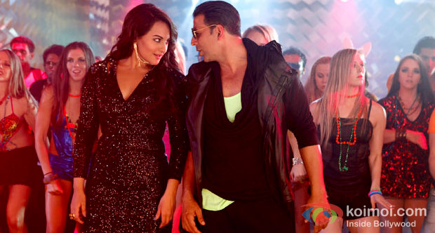 Sonakshi Sinha And Akshay Kumar in Boss Movie Stills