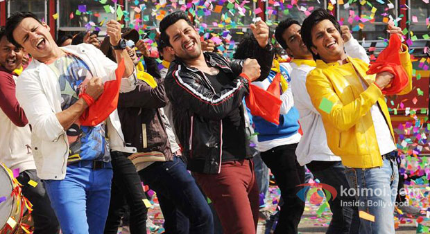 Vivek Oberoi, Aftab Shivdasani And Riteish Deshmukh in Grand Masti Movie Stils Vivek Oberoi, Aftab Shivdasani And Riteish Deshmukh in Grand Masti Movie Stils