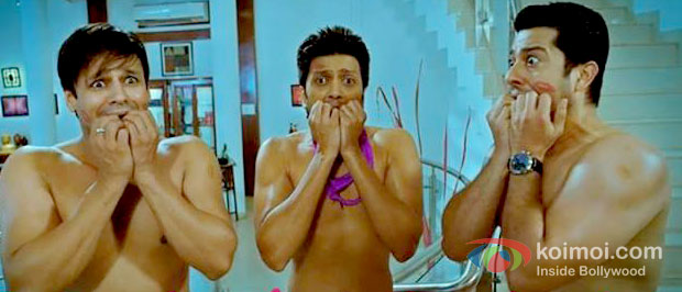 Vivek Oberoi, Riteish Deshmukh And Aftab Shivdasani in Grand Masti Movie Stills