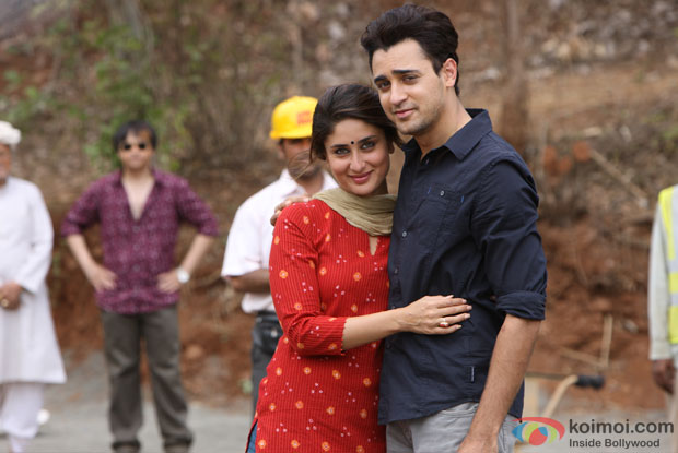 Kareena Kapoor and Imran Khan in a still from Gori Tere Pyaar Mein! Kareena Kapoor and Imran Khan in a still from Gori Tere Pyaar Mein!