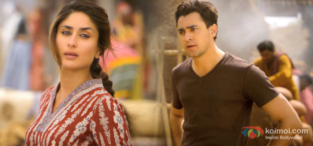 Kareena Kapoor and Imran Khan in a still from Gori Tere Pyaar Mein!