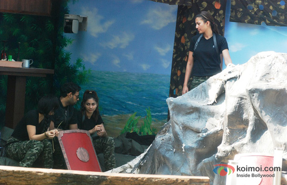 VJ Andy, Tanisha Mukherjee and Gauhar Khan in Bigg Boss 7