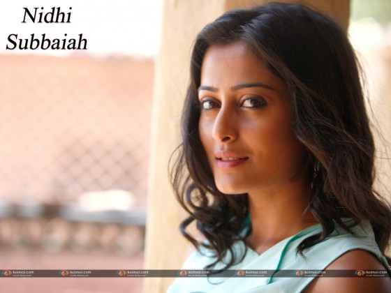 Nidhi Subbaiah Wallpaper 1