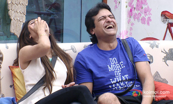 Tanishaa Mukherjee and Armaan Kohli in Bigg Boss 7