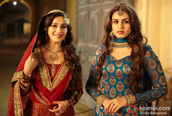 A still from Dedh Ishqiya