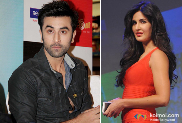 Ranbir Kapoor and Katrina Kaif at an event Ranbir Kapoor and Katrina Kaif at an event