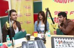 Ranveer Singh, Priyanka Chopra and Arjun Kapoor Promote 'Gunday' on Radio Mirchi Mumbai