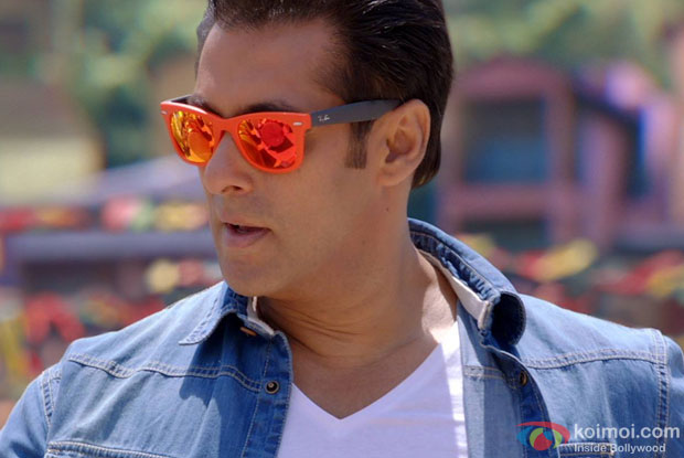 Salman Khan in a still from 'Jai Ho'