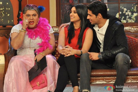 Parineeti Chopra and Sidharth Malhotra promote 'Hasee Toh Phasee' on 'Comedy Nights With Kapil' Pic 3