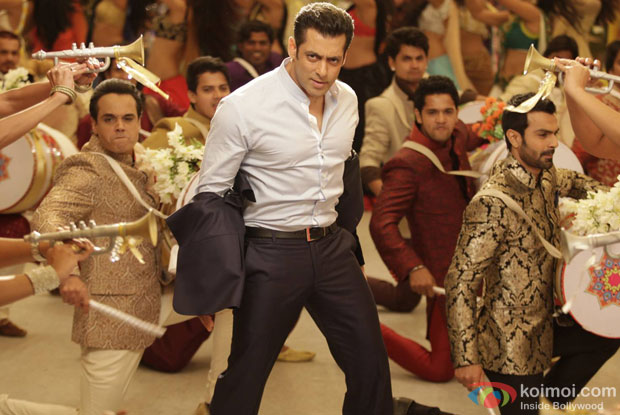 Salman Khan in a still from 'Jai Ho' Salman Khan in a still from 'Jai Ho'