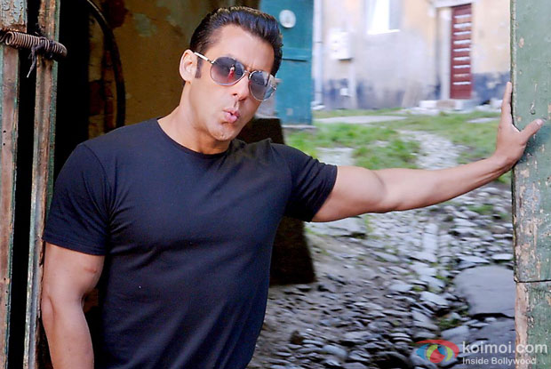 Salman Khan in a still from movie 'Jai Ho' Salman Khan in a still from movie 'Jai Ho'