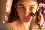 Alia Bhatt in 2 States Movie Stills Pic 2