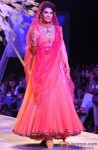 Jacqueline Fernandez walks the ramp at Lakme Fashion Week 2014 Pic 2