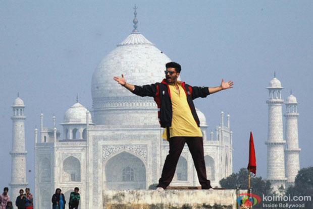 Arjun Kapoor on the sets of Movie 'Tevar' Arjun Kapoor on the sets of Movie 'Tevar'
