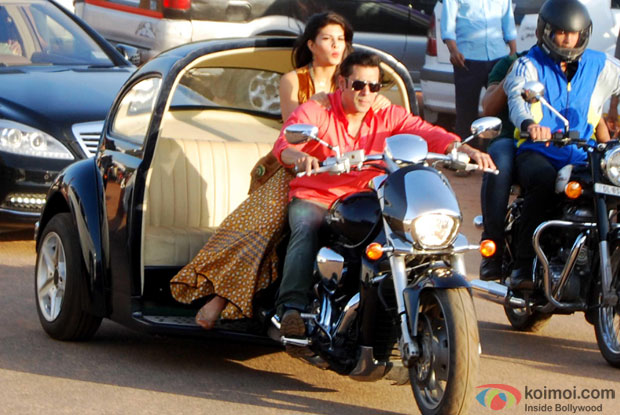 Salman Khan and Jacqueline Fernandez on the sets of movie ‘Kick.’ Salman Khan and Jacqueline Fernandez on the sets of movie ‘Kick.’