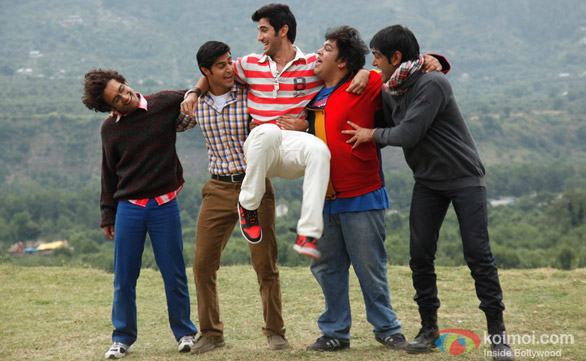 Tanuj Virwani, Aditya Seal and Izabelle Leite in a still Movie from 'Purani Jeans'