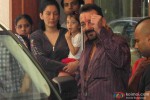 Sanjay Dutt snapped with Manyata Dutt outside his bungalow while leaving for Yerwada Jail Pic 1