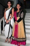 Sonam Kapoor launches 'Kuch Dil Ne Kaha' Ghazal album Pic 2