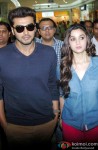 Arjun Kapoor and Alia Bhatt during the promotion of film '2 States' in Bangalore Pic 2