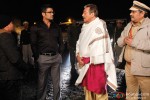 Sunil Shetty and Vinod Khanna in Koyelaanchal Movie Stills