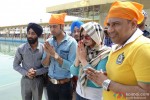 Zarine Khan visits Golden Temple while promoting 'Jatts James Bond' Pic 1