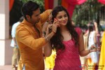 Varun Dhawan and Alia Bhatt in Humpty Sharma Ki Dulhania Movie Stills Pic 2