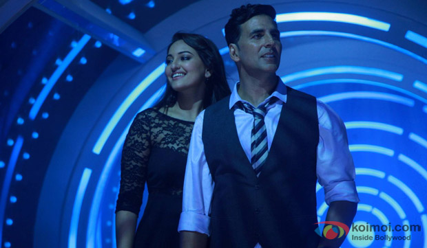 Sonakshi Sinha and Akshay Kumar in a still from movie ‘Holiday’