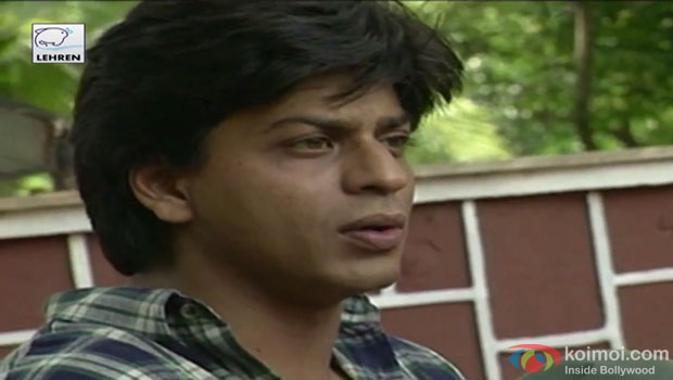 Shah Rukh Khan on the sets of film 'Duplicate'