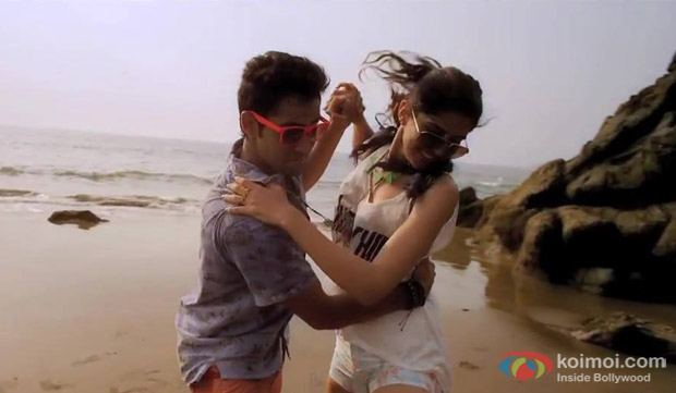 Armaan Jain and Deeksha Seth in a 'Maaloom' Song still from movie 'Lekar Hum Deewana Dil'