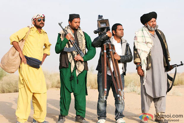 Innamulhaq and Sharib Hashmi in a still from movie ‘Filmistaan’ Innamulhaq and Sharib Hashmi in a still from movie ‘Filmistaan’