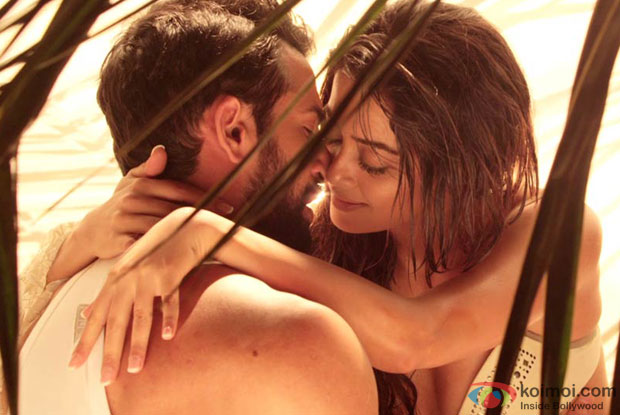 Jay Bhanushali and Surveen Chawla in a still from movie 'Hate Story 2'