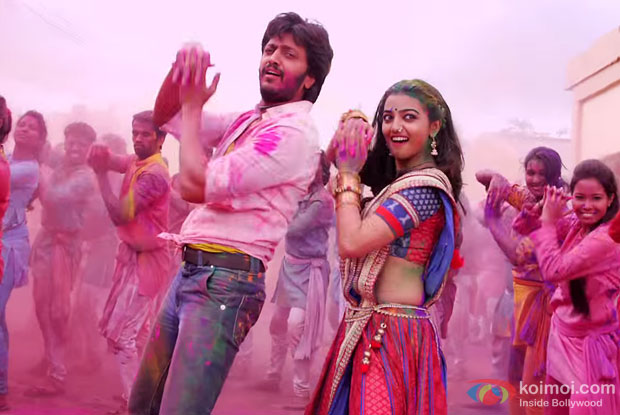Riteish Deshmukh and Radhika Apte in a still from movie ‘Lai Bhaari’