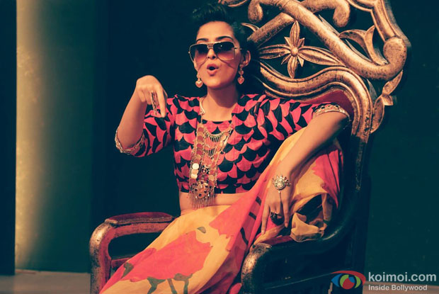 Sonam Kapoor in a 'Abhi Toh Party' song still from movie 'Khoobsurat'