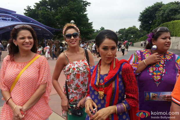 Mrs. Sodhi, Babita, Daya and Mrs Hathi at HongKong Disneyland