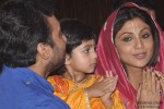 Raj Kundra, Viaan Raj Kundra and Shilpa Shetty at Iskon Temple Pic 2