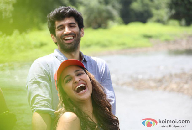 Aditya Roy Kapur and parineeti Chopra during the Daawat-E-Ishq Food Yatra