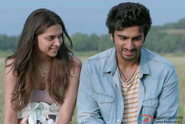 Deepika Padukone and Arjun Kapoor in a still from movie 'Finding Fanny'