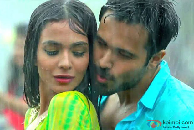 Humaima Malick and Emraan Hashmi in a still from movie 'Raja Natwarlal' Humaima Malick and Emraan Hashmi in a still from movie 'Raja Natwarlal'