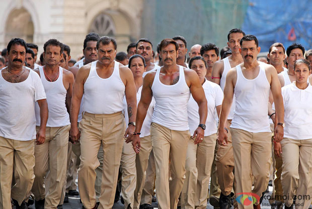 Ajay Devgn in a still from movie 'Singham Returns'
