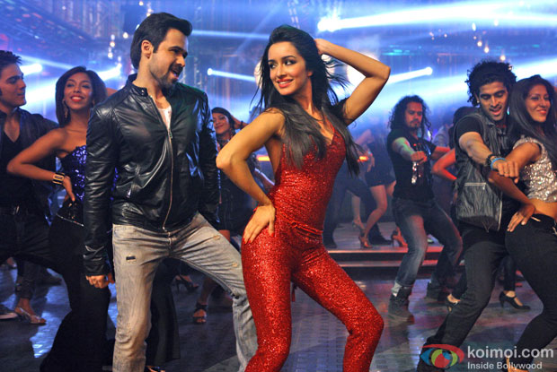 Emraan Hashmi and Shraddha Kapoor in a still from 'Ungli' Emraan Hashmi and Shraddha Kapoor in a still from 'Ungli'