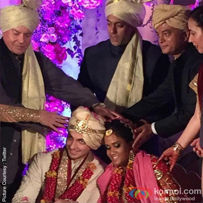 Salim Khan and Salman Khan during the Arpita Khan-Ayush Sharma's Wedding