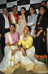 Karisma Kapoor Launches Sunita Shekhawat's Jewellery Pic 5