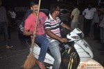 Vivek Oberoi Picks Up Broom For 'Swachh Bharat Abhiyan' Pic 1