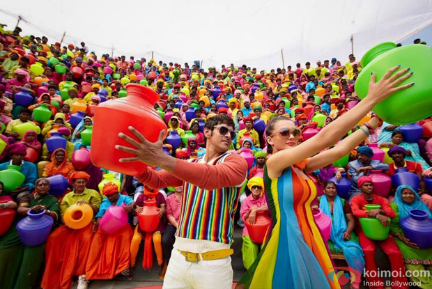 Chiyaan Vikram and Amy Jackson in a still from movie 'I'