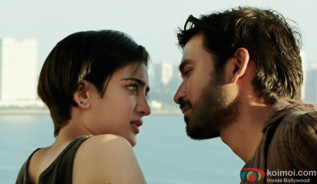 Akshara Haasan and Dhanush in a still from movie 'Shamitabh'