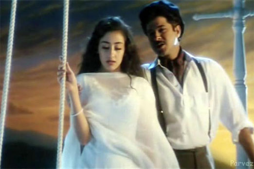 still from movie '1942: A Love Story (1994)'
